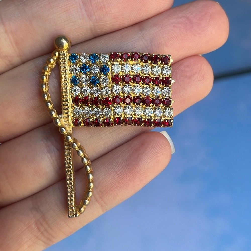American Flag Vintage Rafaelian Signed Brooch